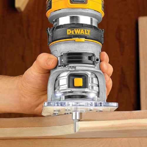 router-dewalt-dw618pkb-ajuste-de-mano