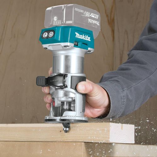 router-inhalambrico-makita XTR01Z